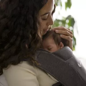 Alternative view of Ergobaby Embrace - heather grey