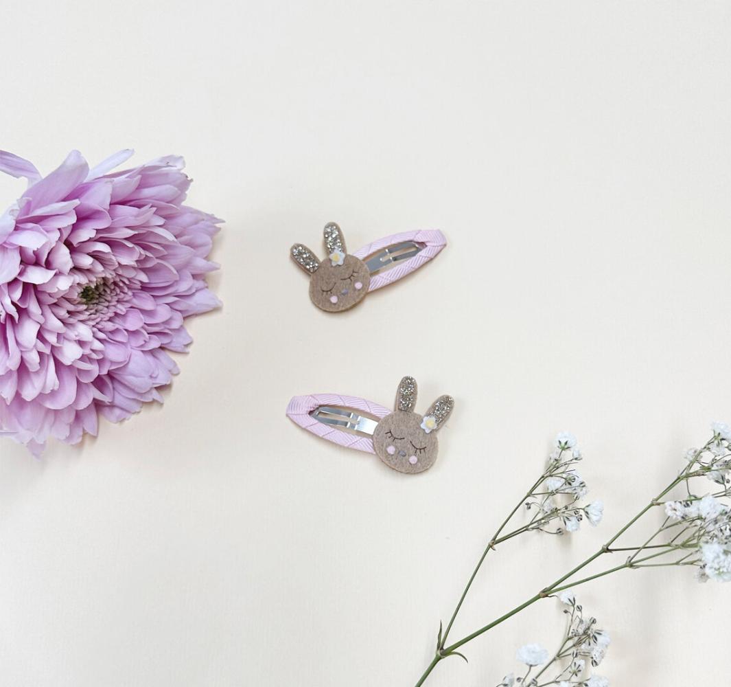 Bunny_Clips-r7eplvxw