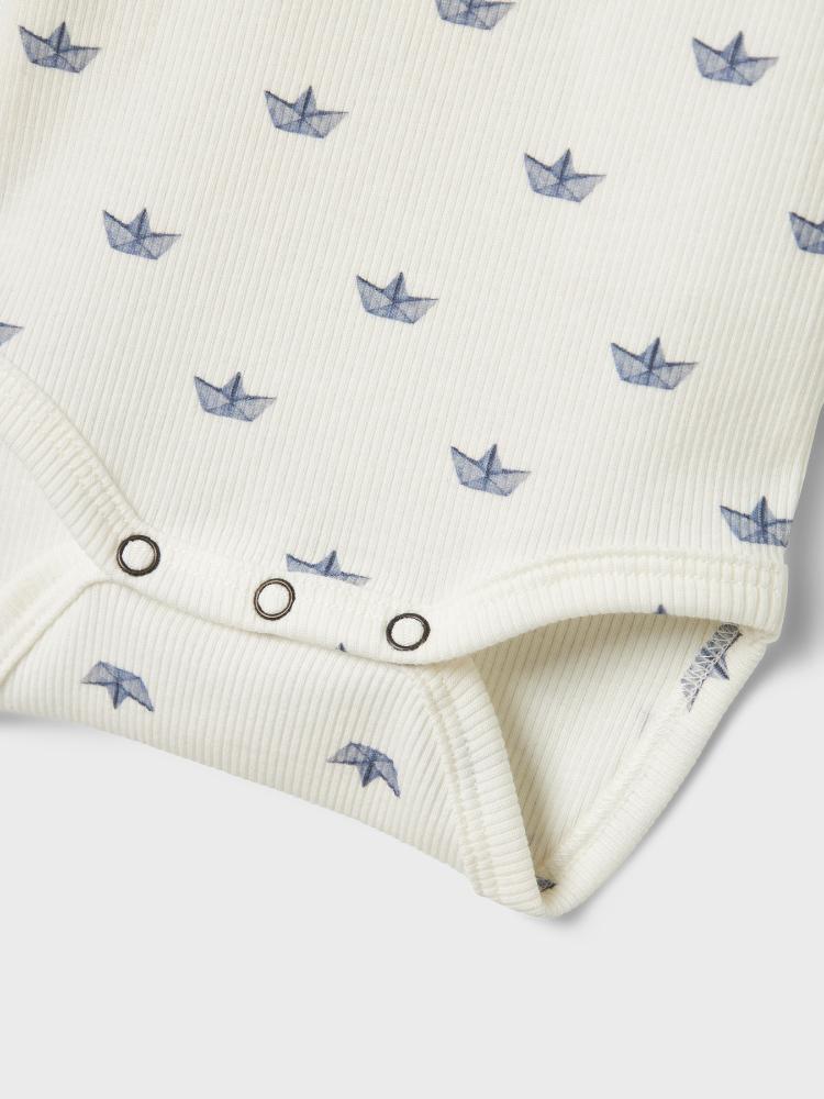 F_13243699_M_4758401_Front Full