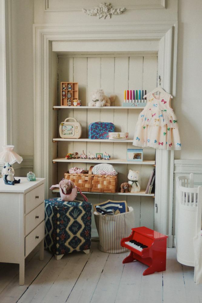 mood_ks103962-s10015_ks103676-s45064_ks102766-p99088_ks104046-p30040_1