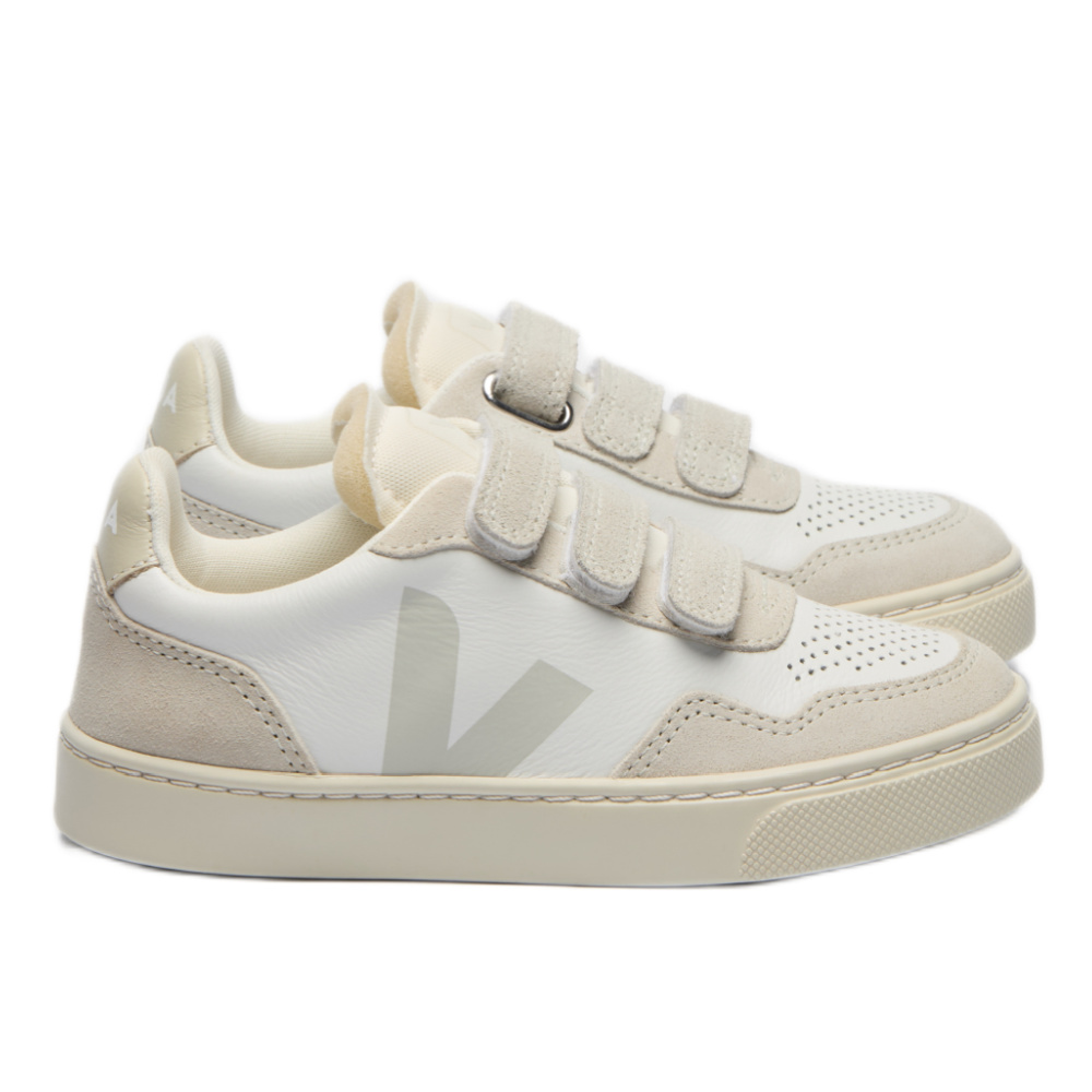 VEJA_SX2020637_lateral (1)