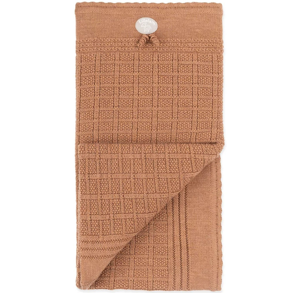imgi_30_Blanket_golden-brown_fold