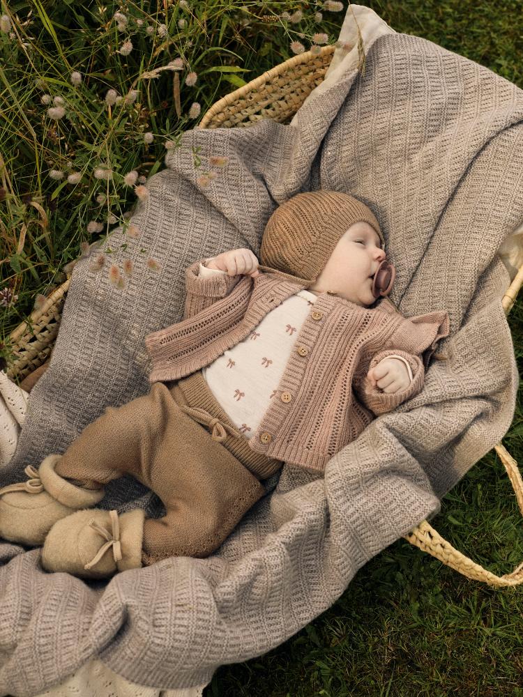 F_13242526_M_4745849_Detail_1