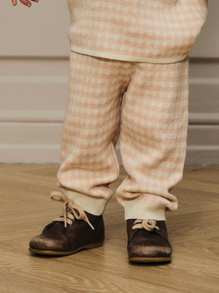 F_13247037_M_4841052_Detail