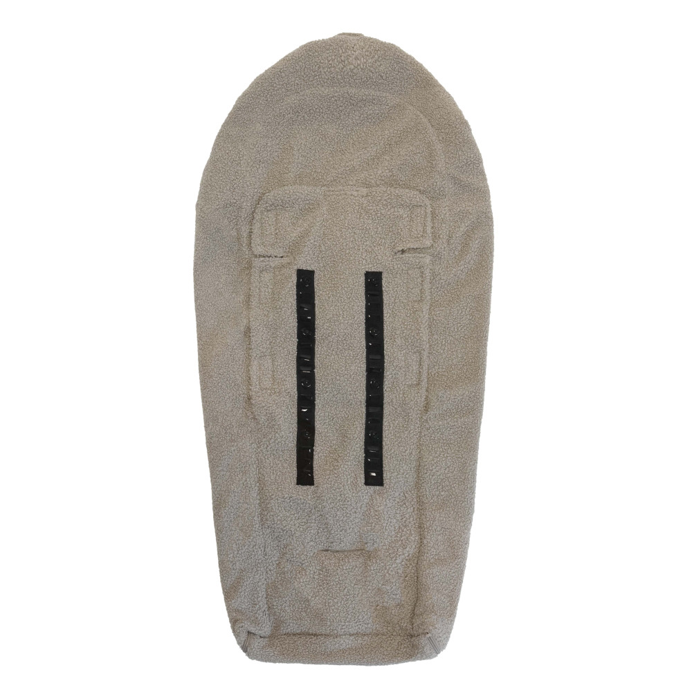 lyng-teddy-mini-bilstolpose (5)