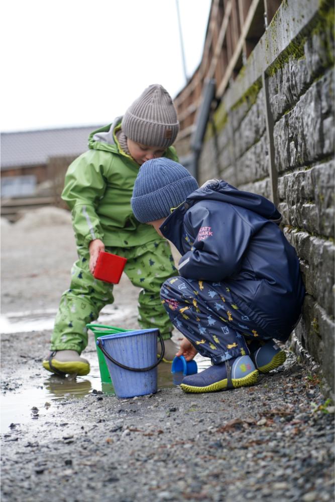 1451 Regnsett Plask144