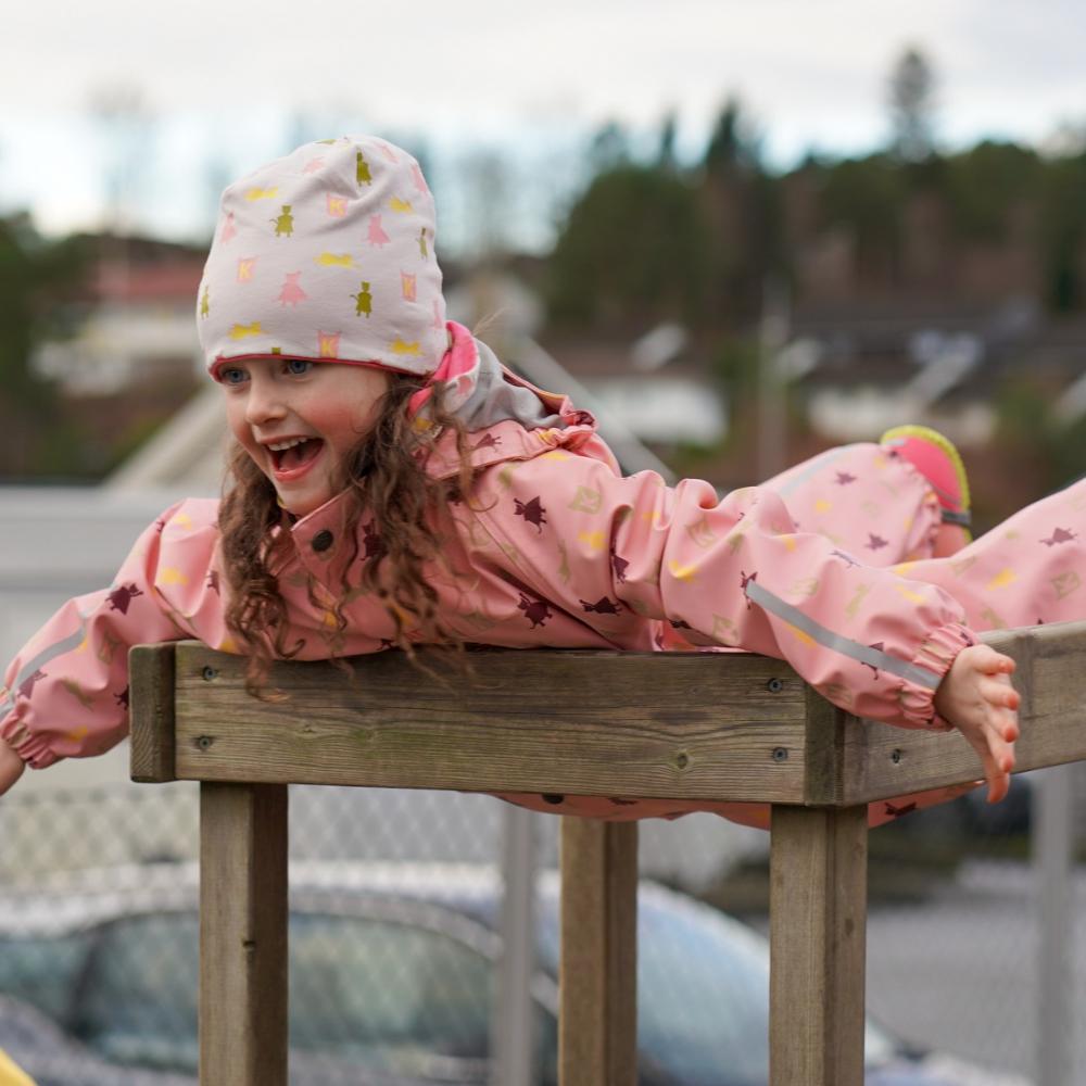 16-9 1452 Heilårsregndress Hagl1