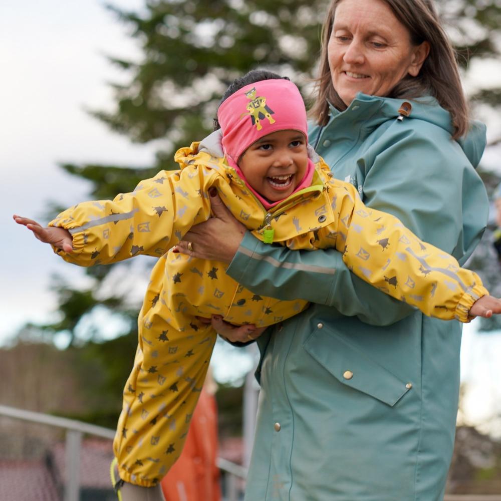 16-9 1452 Heilårsregndress Hagl3