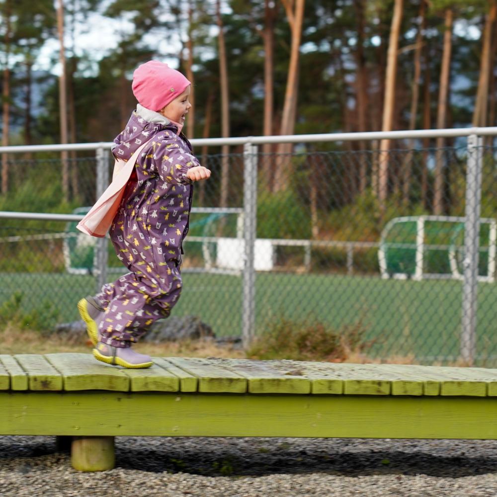 16-9 1452 Heilårsregndress Hagl8