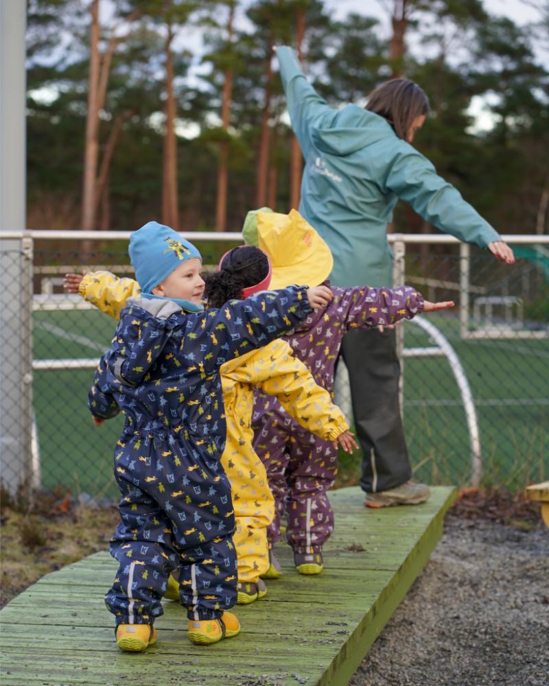 4-5 1452 Heilårsregndress Hagl25