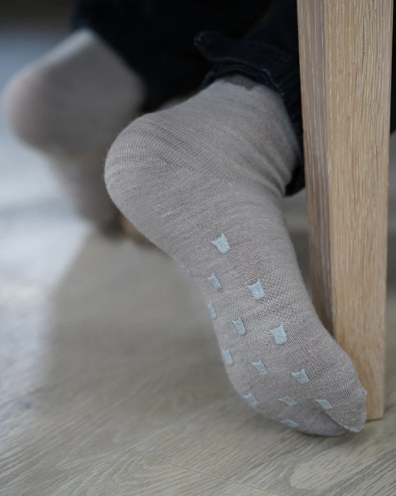 imgi_7_Ullsokker_antigli_tynn_2pk-Sokker_barn-1348-20