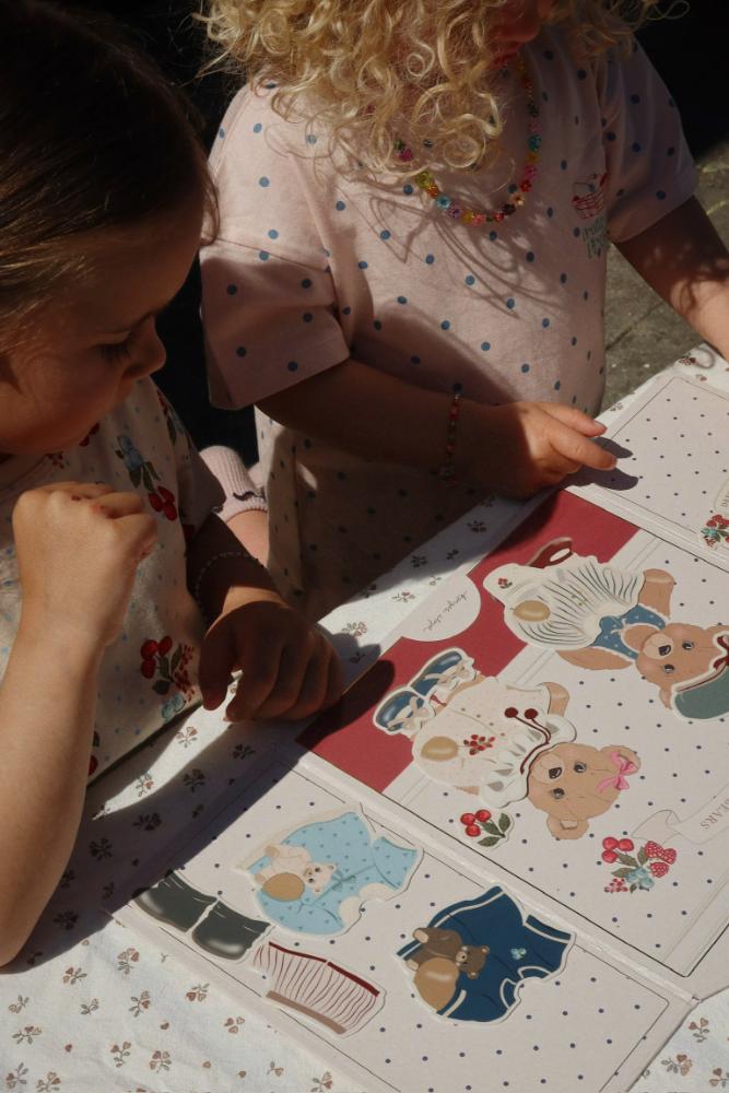 mood_ks105021-s45064_ks104935-p30077_ks104935-p00108_1