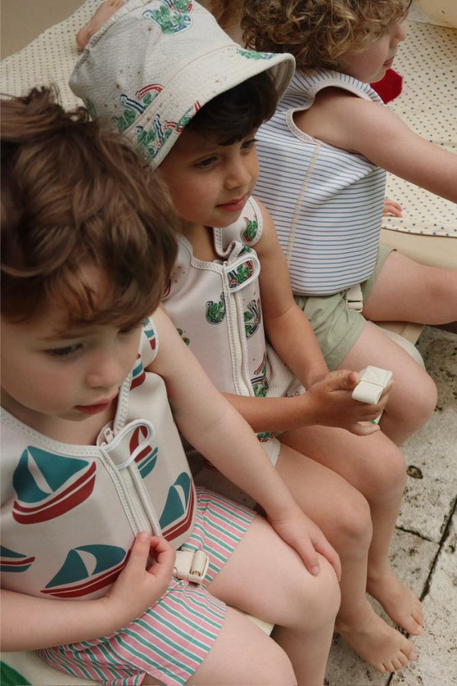 mood_ks104783-p10143_ks104783-p35025_ks104783-p25032_1