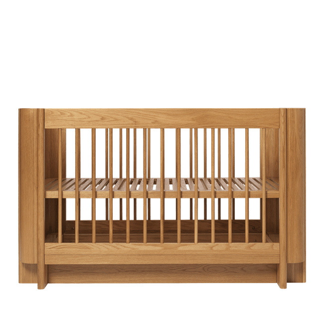 FermLiving_SS26_TiluBabyCot_NaturalOak_1104273074_3