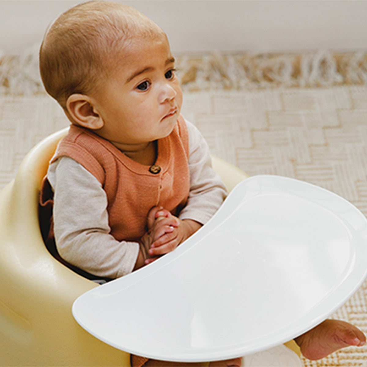 bumbo-floor-seat-tray-1.jpg