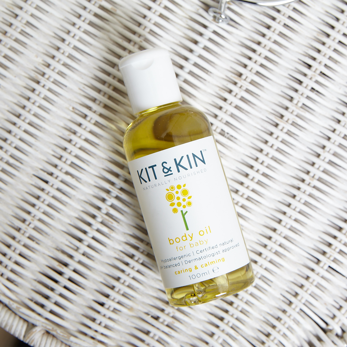 kitandkin-baby-oil-4.png