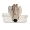 Cybex Balios Fold Cot i Almond Beige brettes sammen