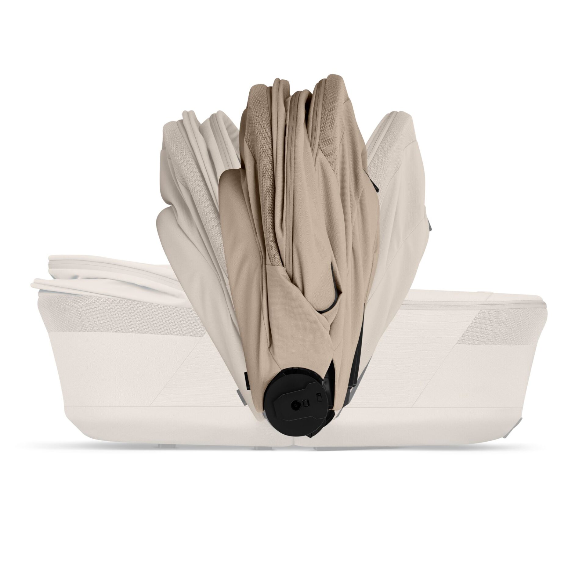 Cybex Balios Fold Cot i Almond Beige brettes sammen