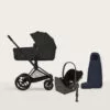 Cybex Priam 2026 med brettbar liggedel, Cloud T i-Size PLUS på Base T og Snøgga Mini 2 i Sepia Black