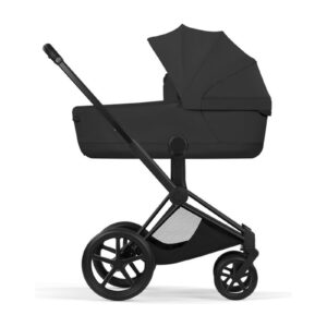 Cybex ePRIAM Style 2026 Matt Black inkl. Brettbar Liggedel, med liggedelen montert