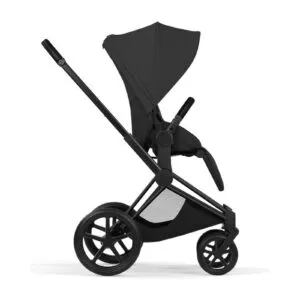 Cybex PRIAM Style 2026 sportsvogn - Matt Black, sett fra siden med sittedelen montert
