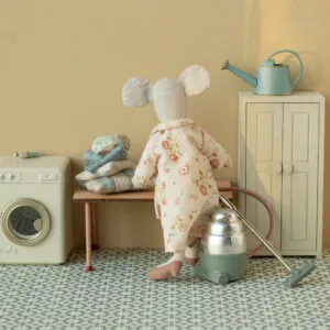 Maileg Closet, Mouse - Cream