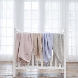 Livly Cable Knit Cashmere Blanket - light mauve