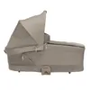 Maxi-Cosi Oxford Carrycot liggedel i Oak Truffle sett fra siden